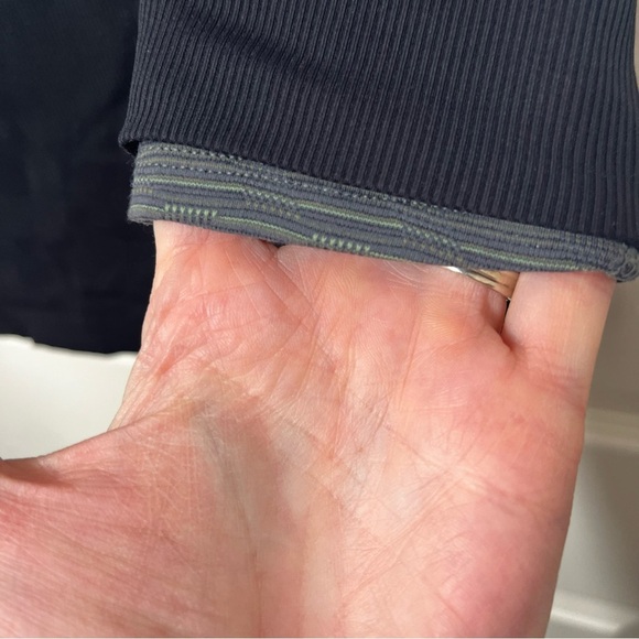 Lululemon Daily Practice Jacket Space Dye Fatigue Green Black Zip Hood Size 4 - Picture 8 of 14